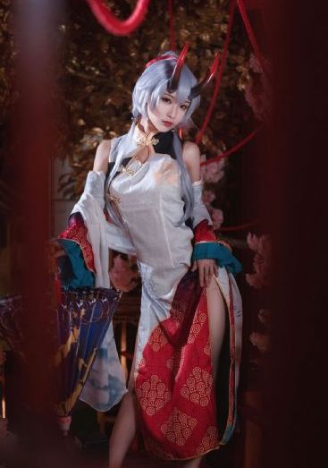 亚洲大胆美女人体一二三区_BD手机免费观看完整