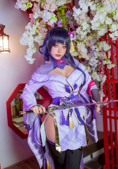 丰满护士长让我爽了一夜_1080免费高清观看